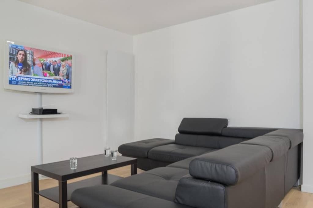 Lovely Apartment Close To A Big Shopping Mall سيري المظهر الخارجي الصورة